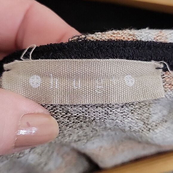 Hug+. Aztec Cardigan. Size Med/Large. EUC - Picture 5 of 7